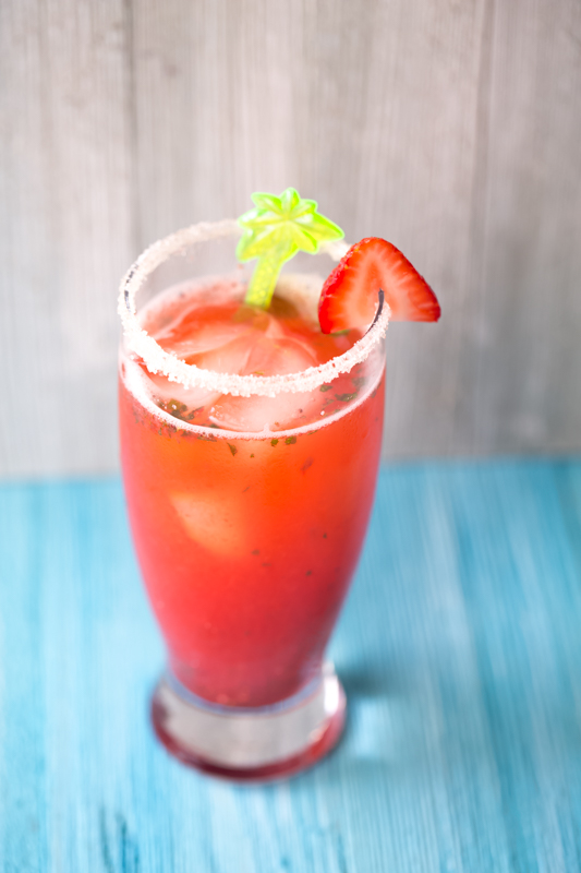 strawberry basil lemonade cockatail