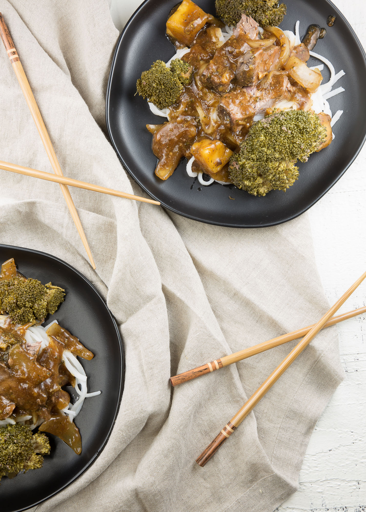 Beef and Broccoli Bowl Recipe: Slow Cooker or Instant Pot! - Deliciously  Plated