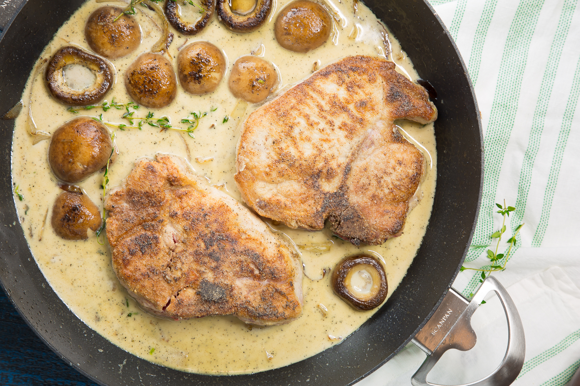 baked pork chops with mushroom gravy