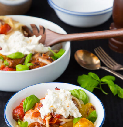 A Light and Simple Summertime Dish: Caprese Pasta Salad with Chicken