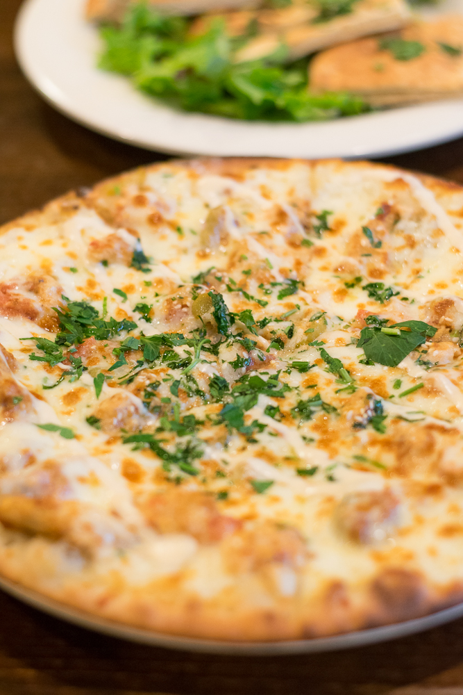 chicken schwarma pizza at Sassool