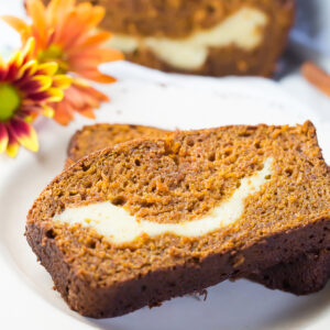 Pumpkin Cream Cheese Loaf: A Sweet and Spicy Treat Perfect for Fall