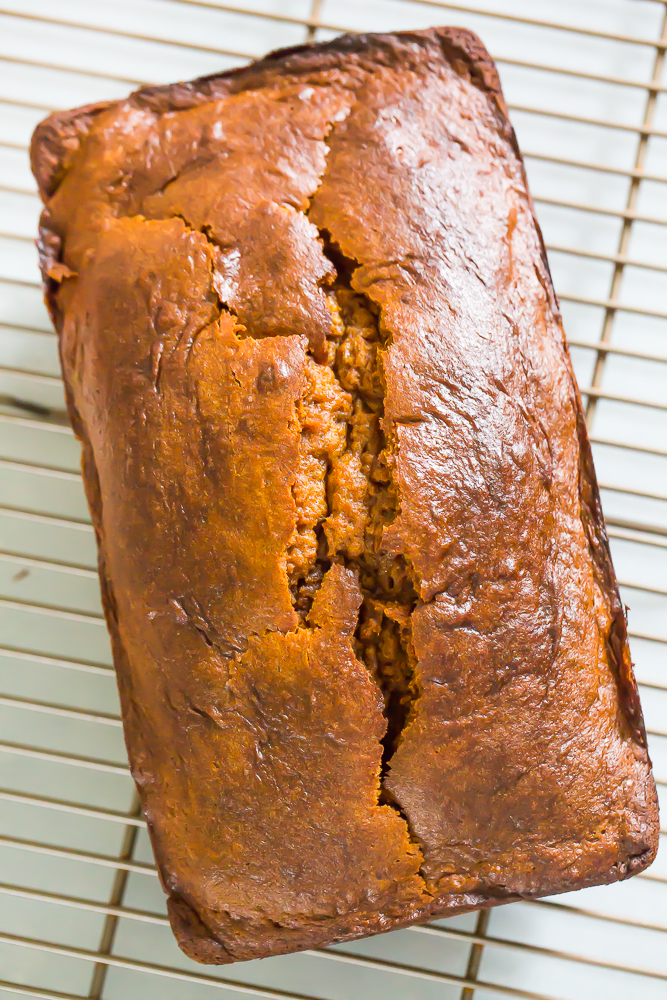 delicous pumpkin cream cheese loaf